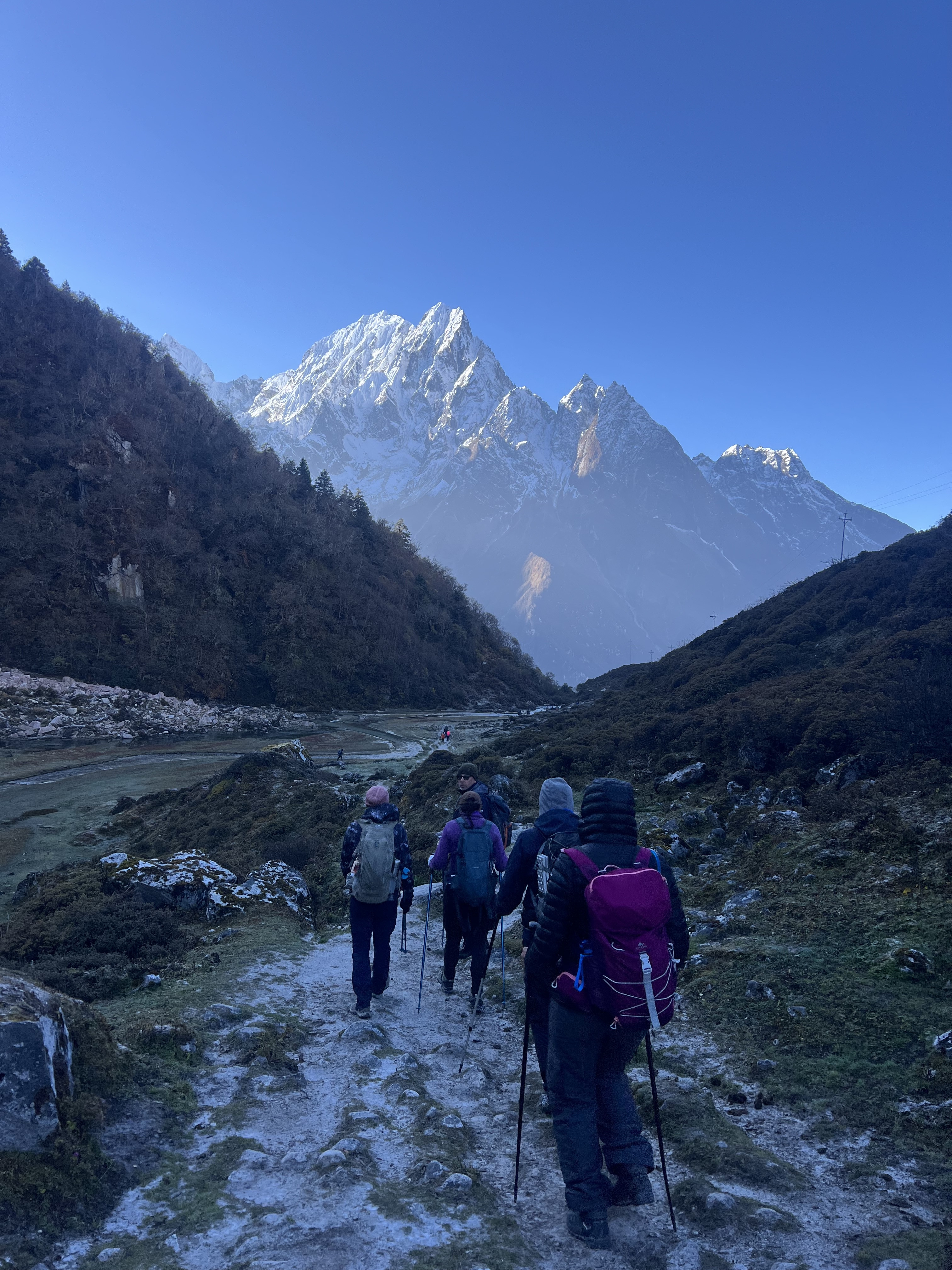 Manaslu Circuit Trek 15 days
